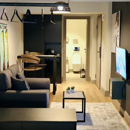 Urban Living 4 * Saloniki