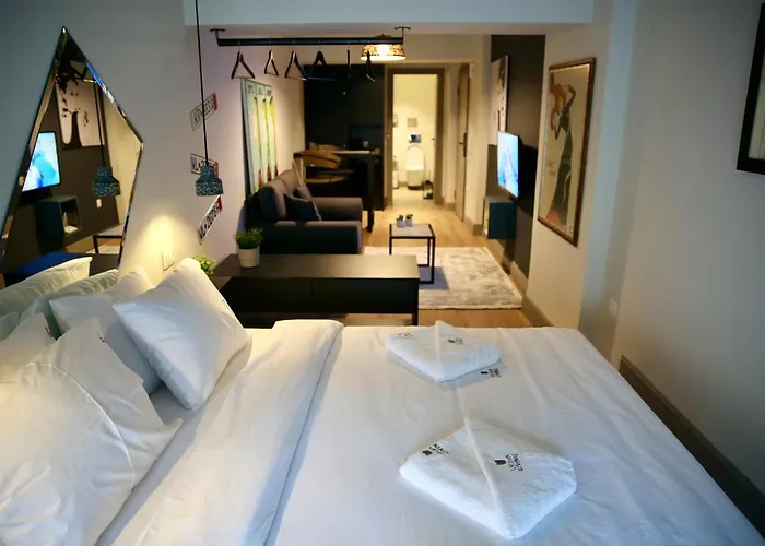 Urban Living 4 *